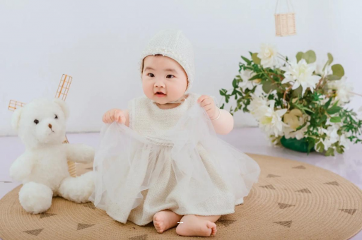 盐城宝宝在妈妈肚子里